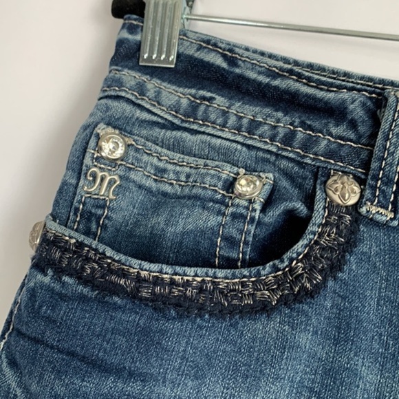 Miss Me Blue Lightly Distressed Boyfriend Capri Jeans - Picture 3 of 16